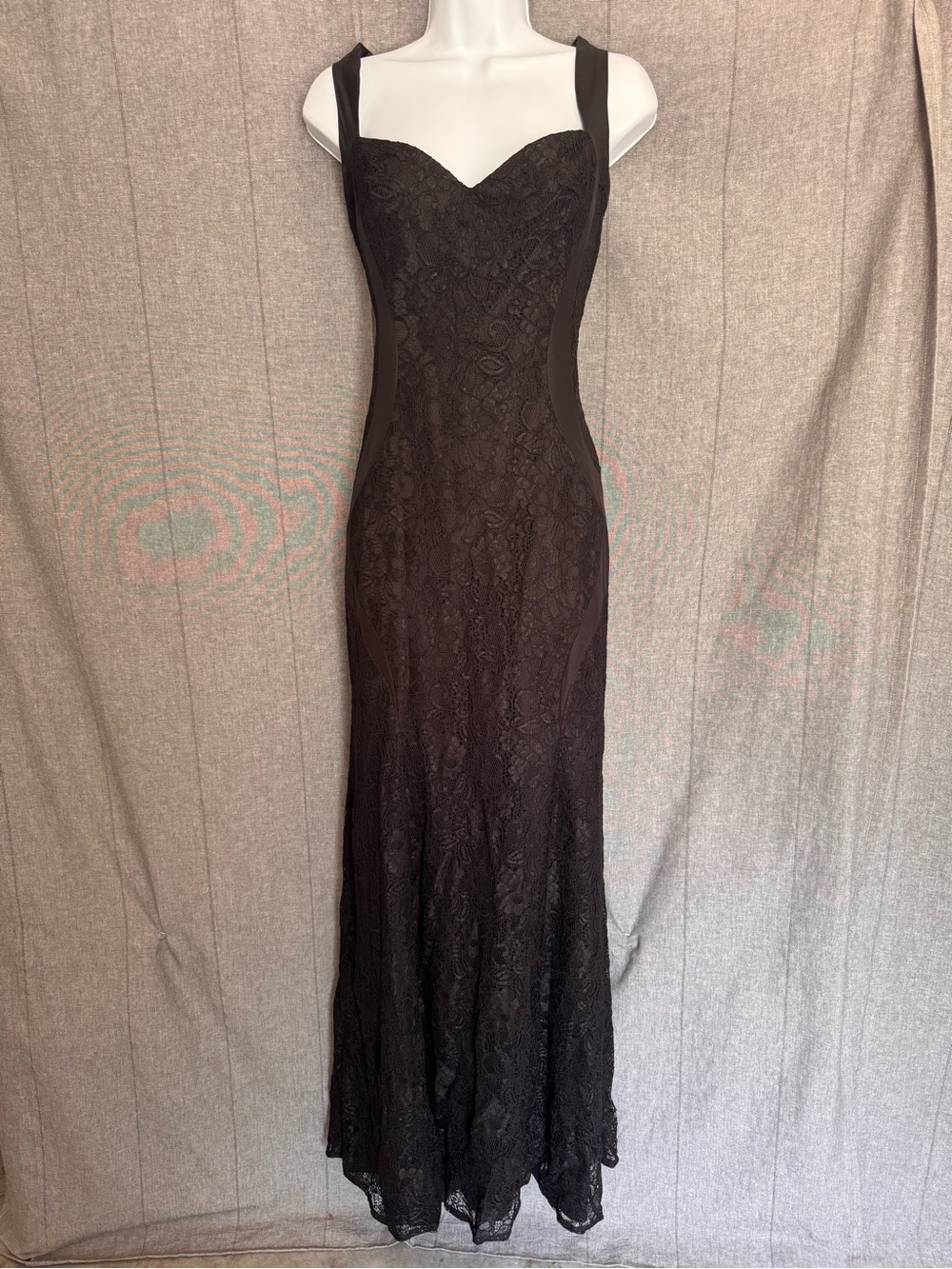 ML Monique Lhuillier Black Lace Illusion Waist Evening Gown Size 8